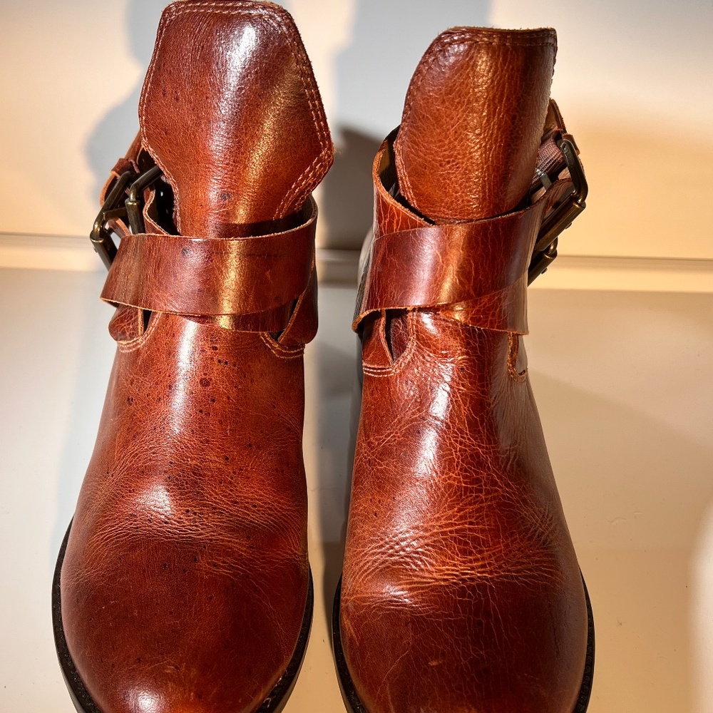 Anthropologie Matisse BOLO Western Buckle Boots Women Size 8